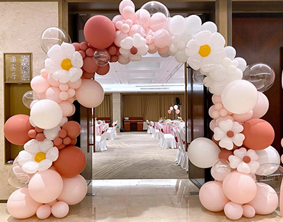 宝宝宴🍼豆沙粉浅粉色花朵🌸气球拱门🎈